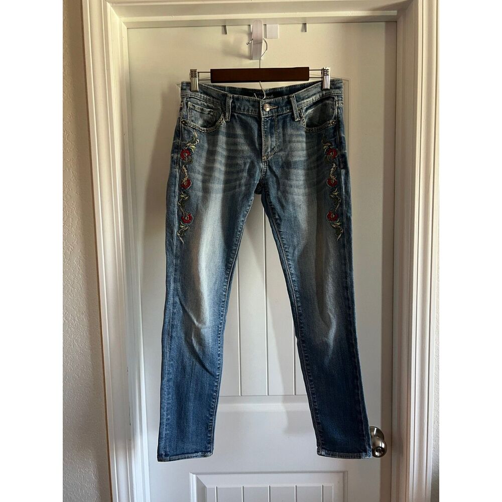 DriftWood Embroidered Women's Jeans Size 28